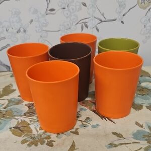 VINTAGE TUPPERWAR Set of Six Colorful JUICE Cups